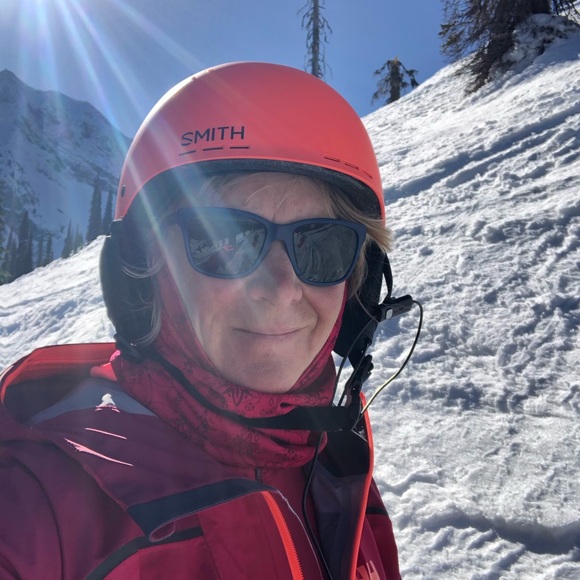 Meet your Posher, Tracy - Picture 1 of 1